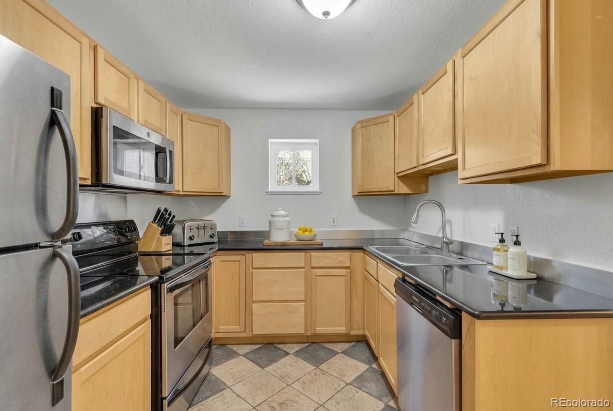1045 N Clarkson Street Denver CO 80218