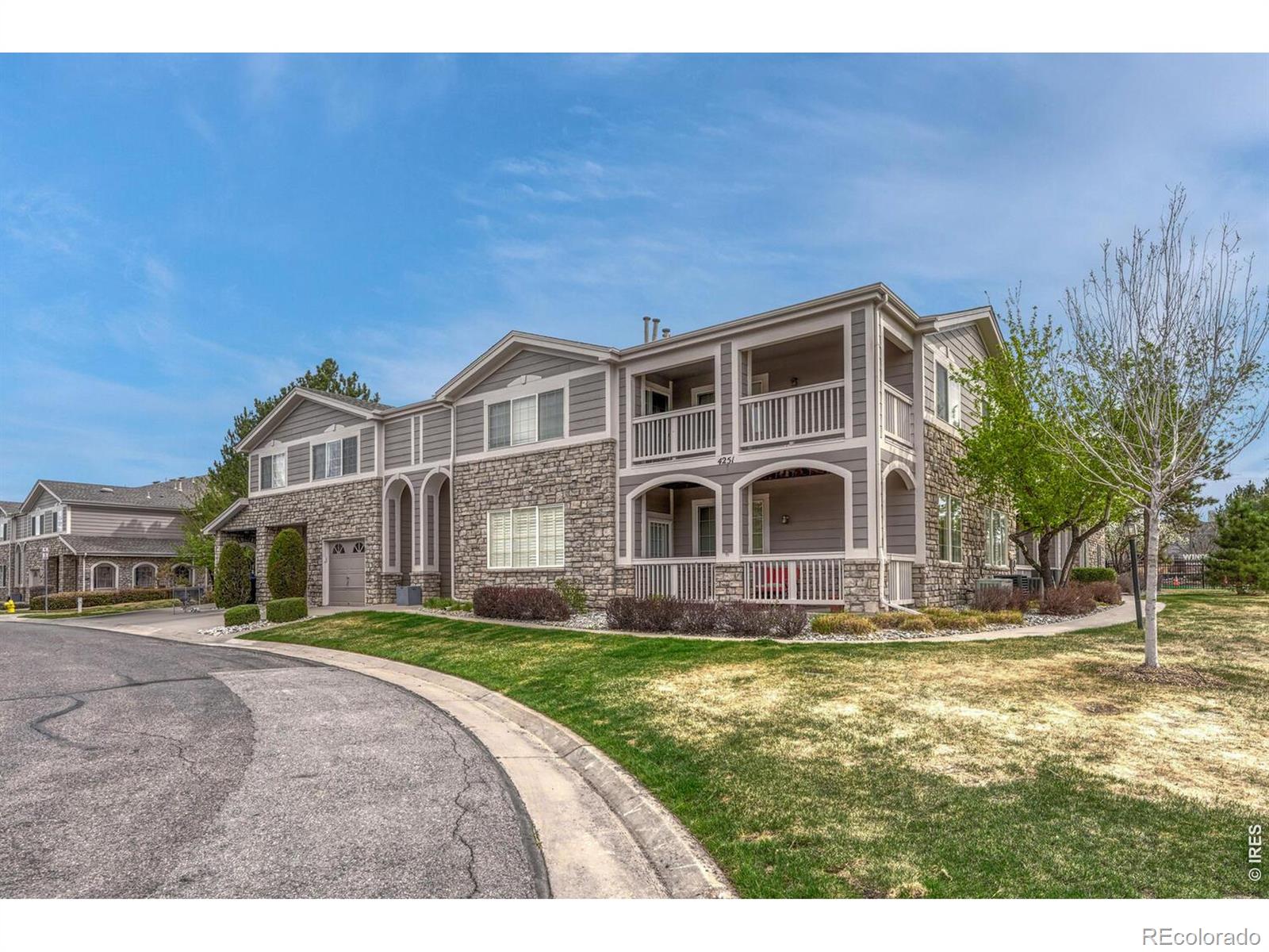 4251 S Blackhawk Circle Aurora CO 80014