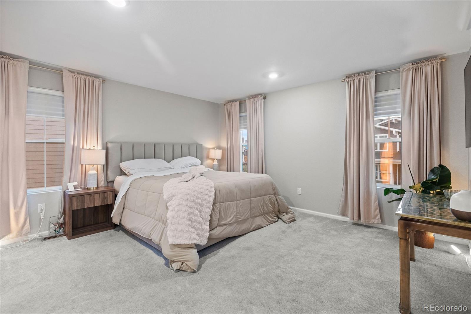 6365 N Dallas Court Denver CO 80238