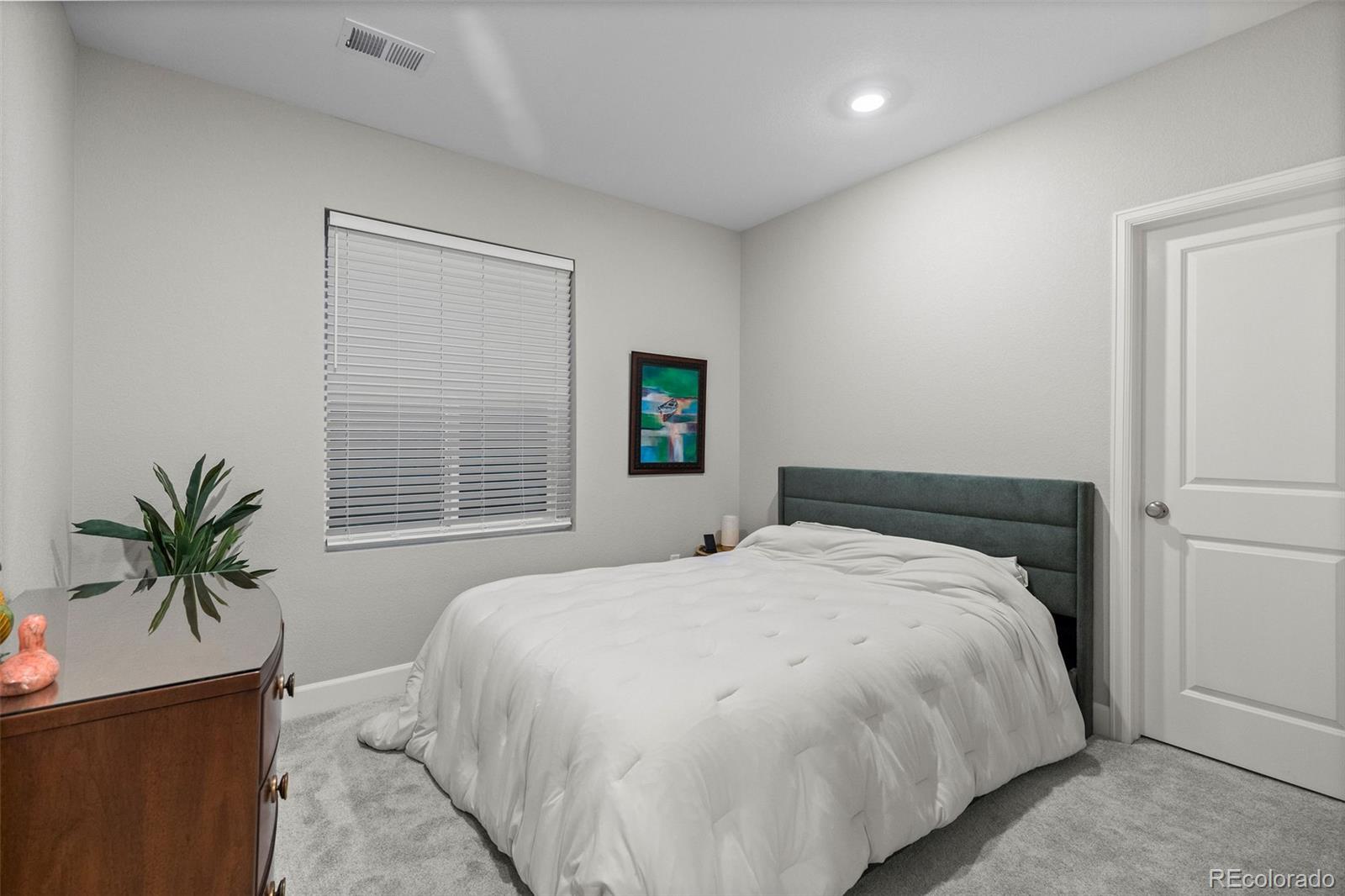 6365 N Dallas Court Denver CO 80238