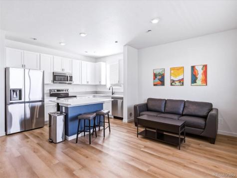 519 Condor Way Johnstown CO 80534