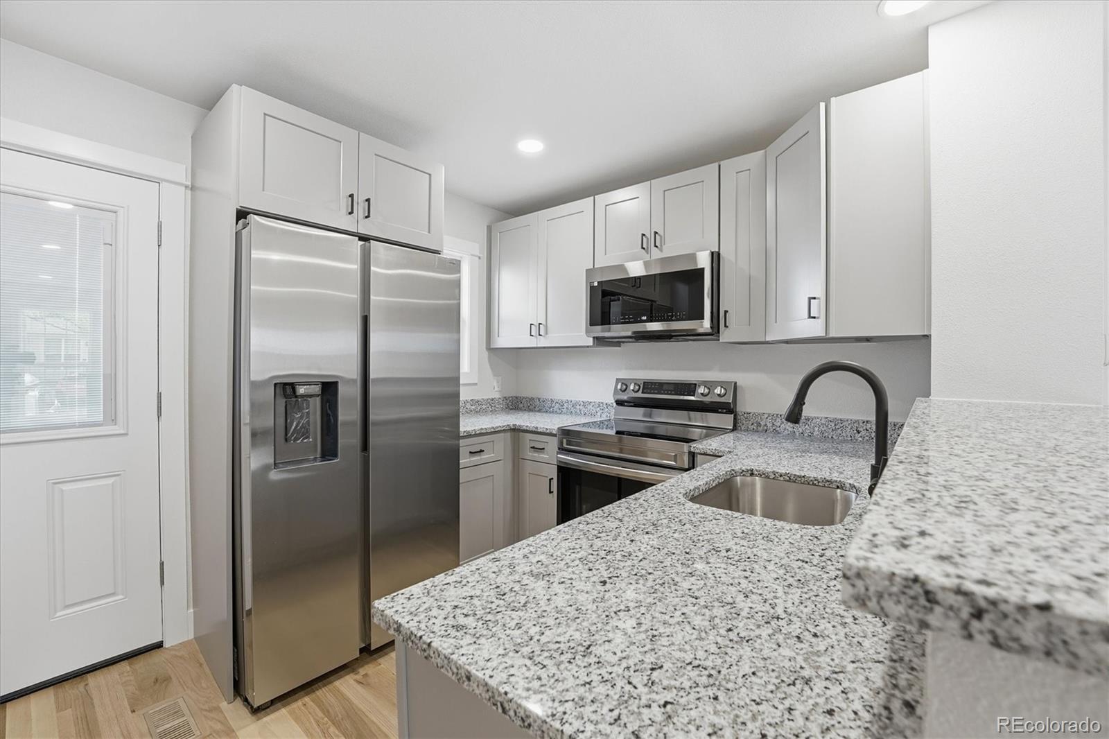 9800 W Cornell Place Lakewood CO 80227