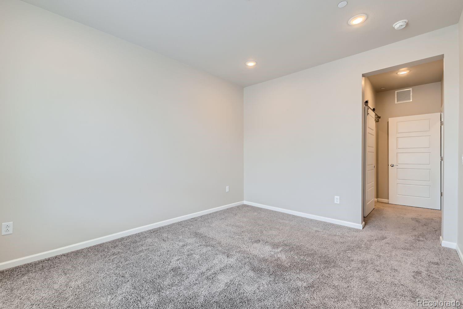 6153 N Ceylon Street Denver CO 80249