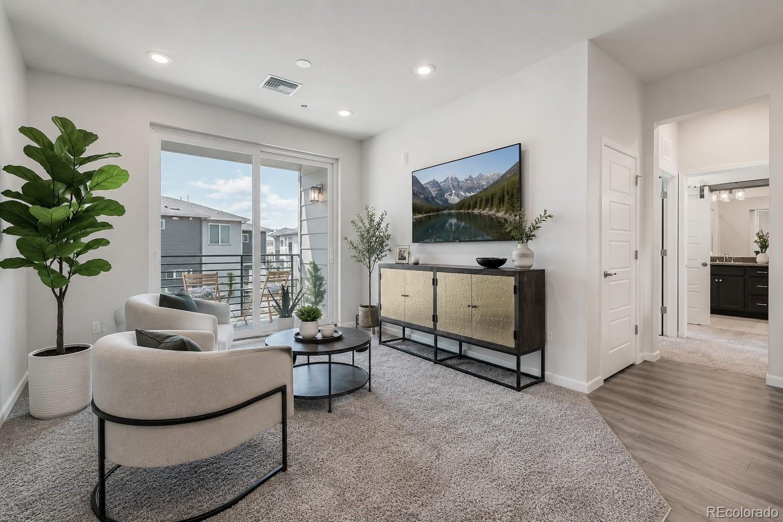 6153 N Ceylon Street Denver CO 80249