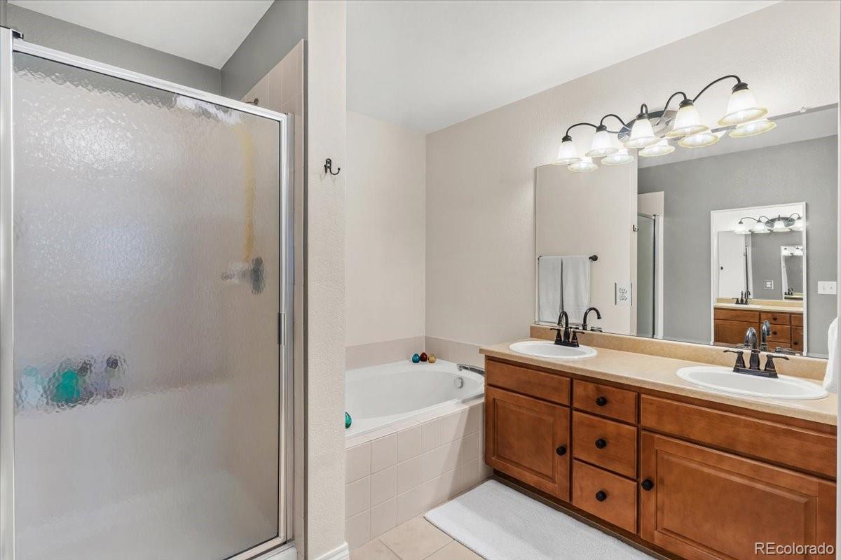 6091 W Utah Lane Lakewood CO 80232