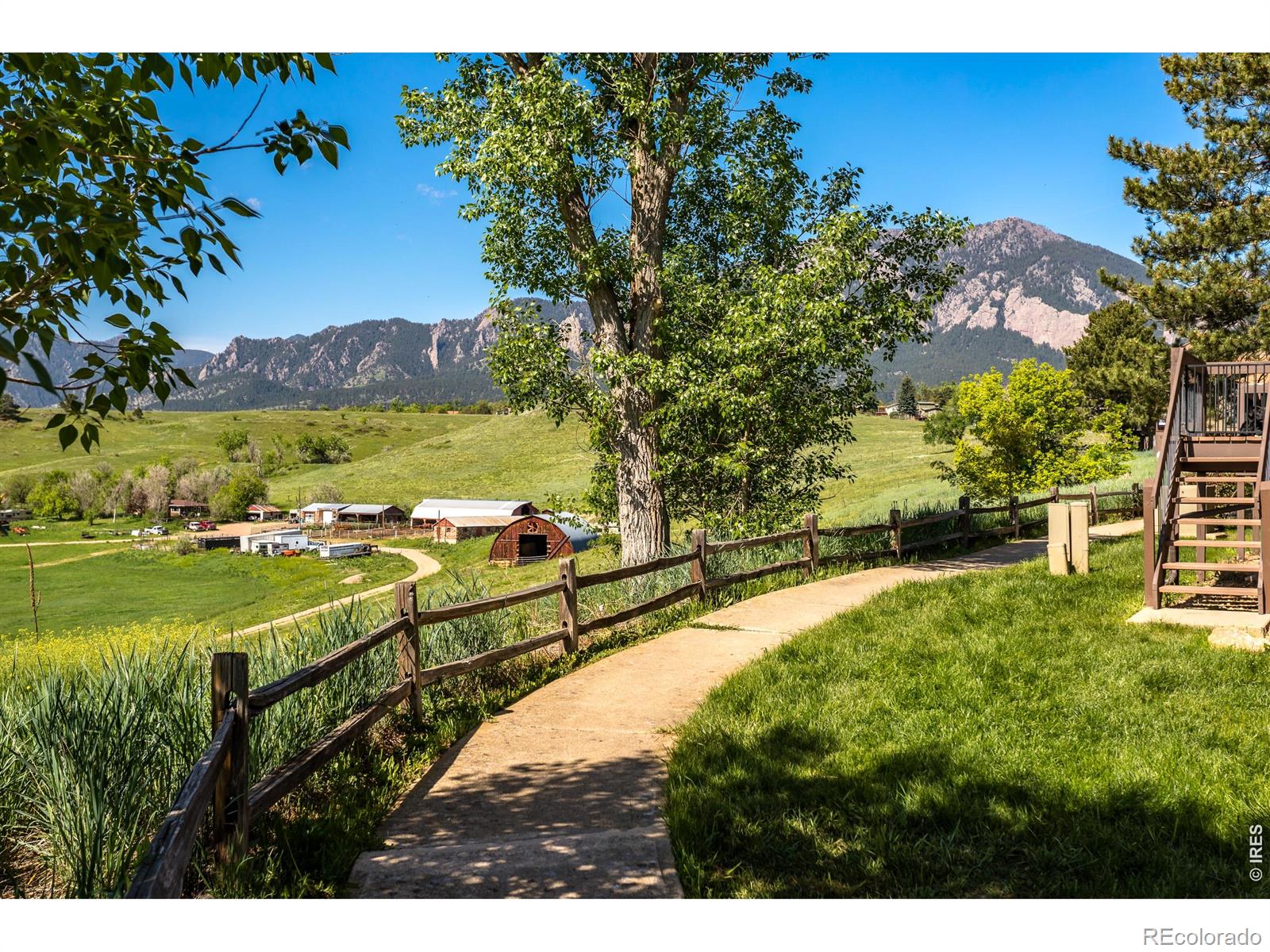 1566 Greenbriar Boulevard Boulder CO 80305