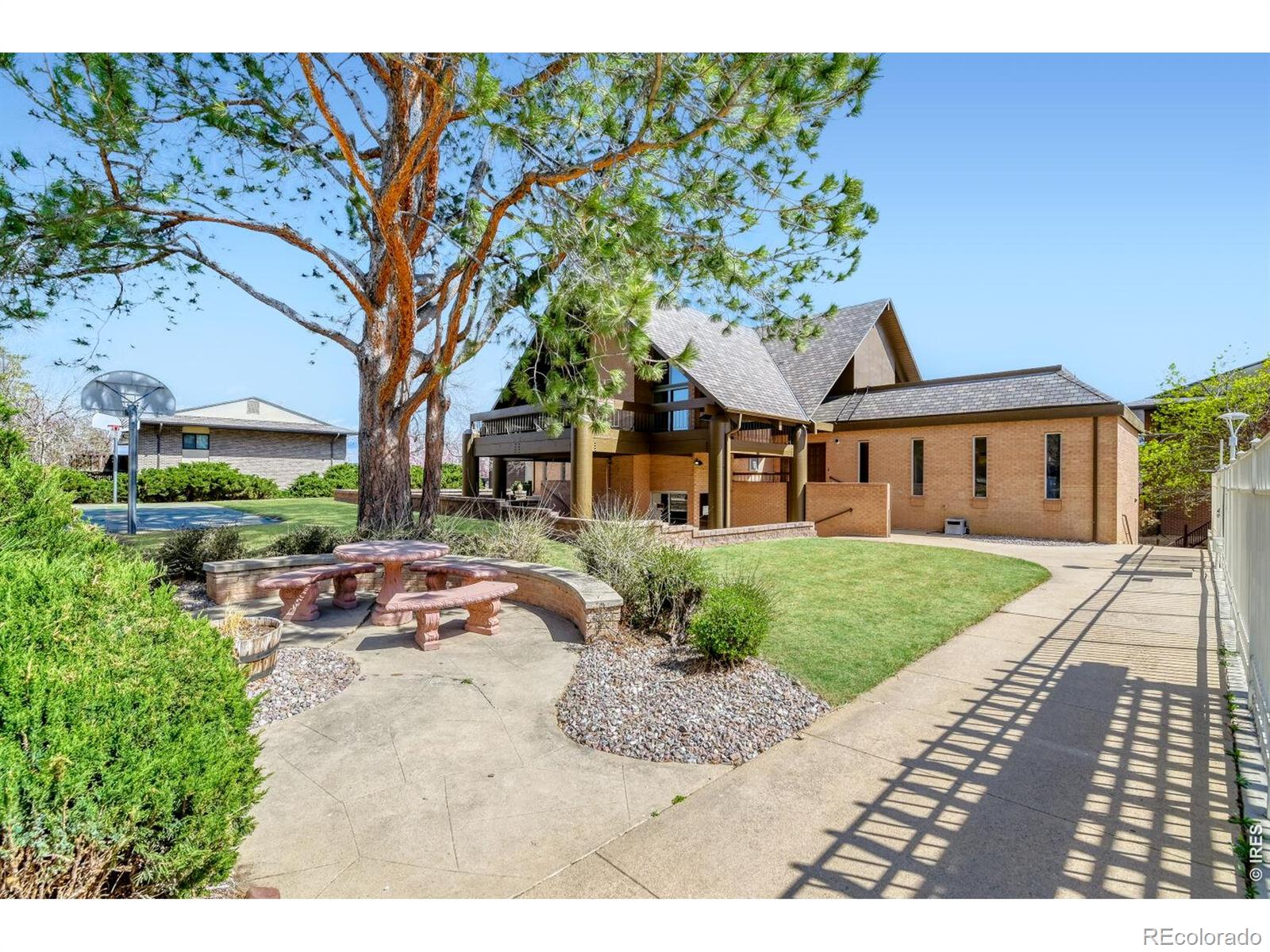 1566 Greenbriar Boulevard Boulder CO 80305
