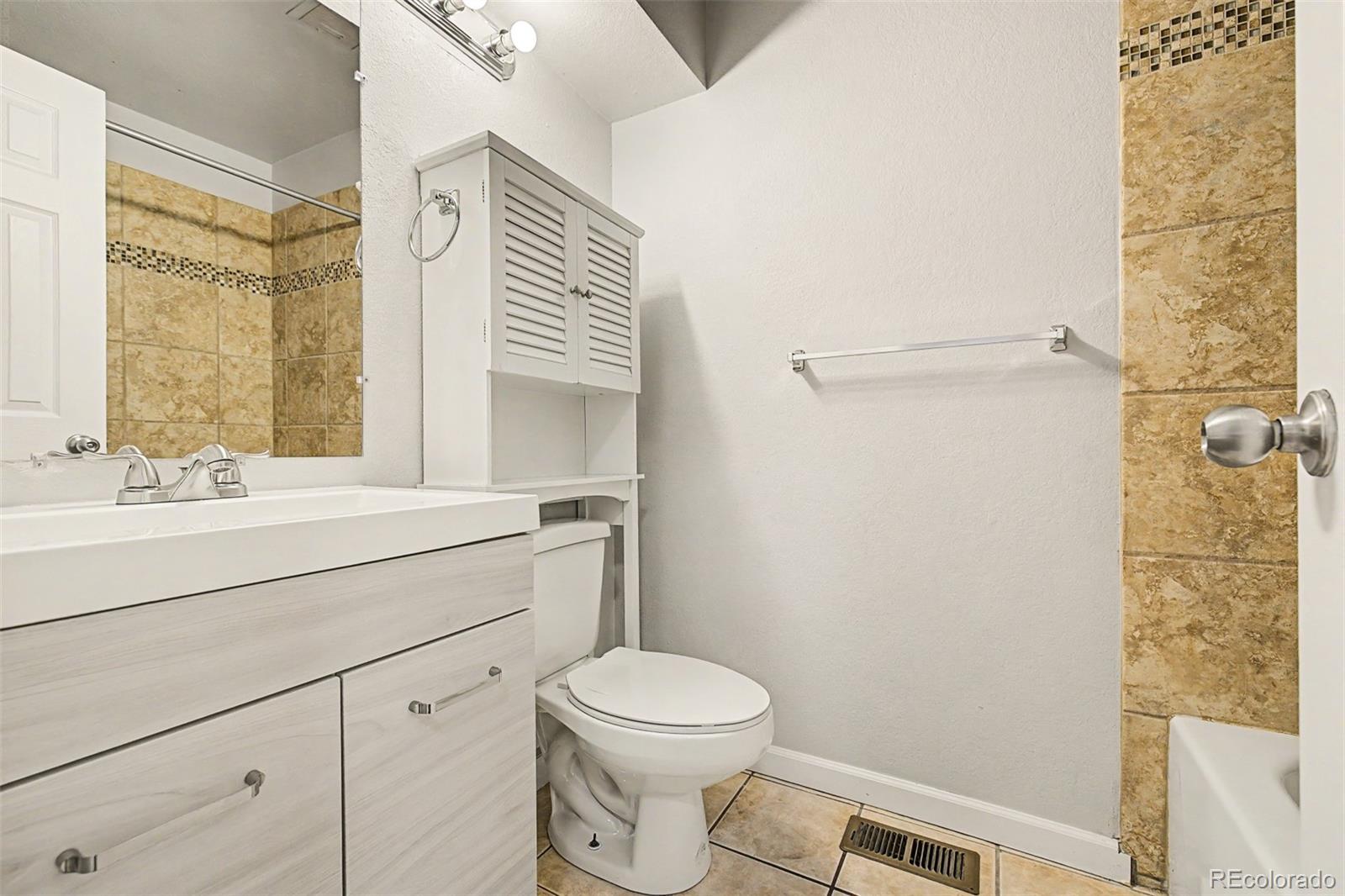 1342 S Cathay Court Aurora CO 80017