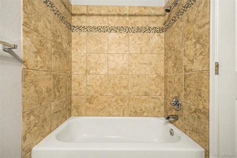 1342 S Cathay Court Aurora CO 80017