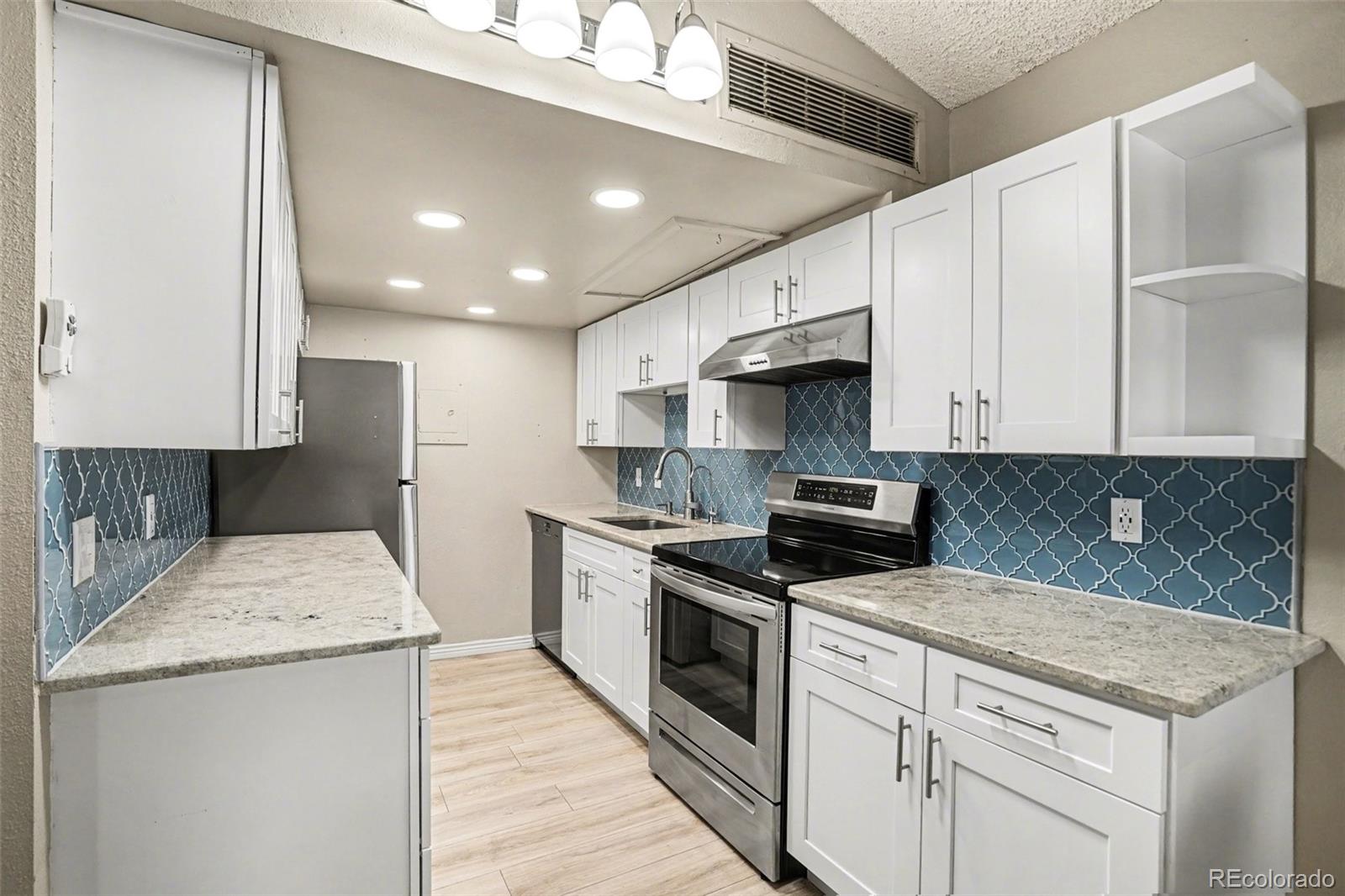3426 S Locust Street Denver CO 80222