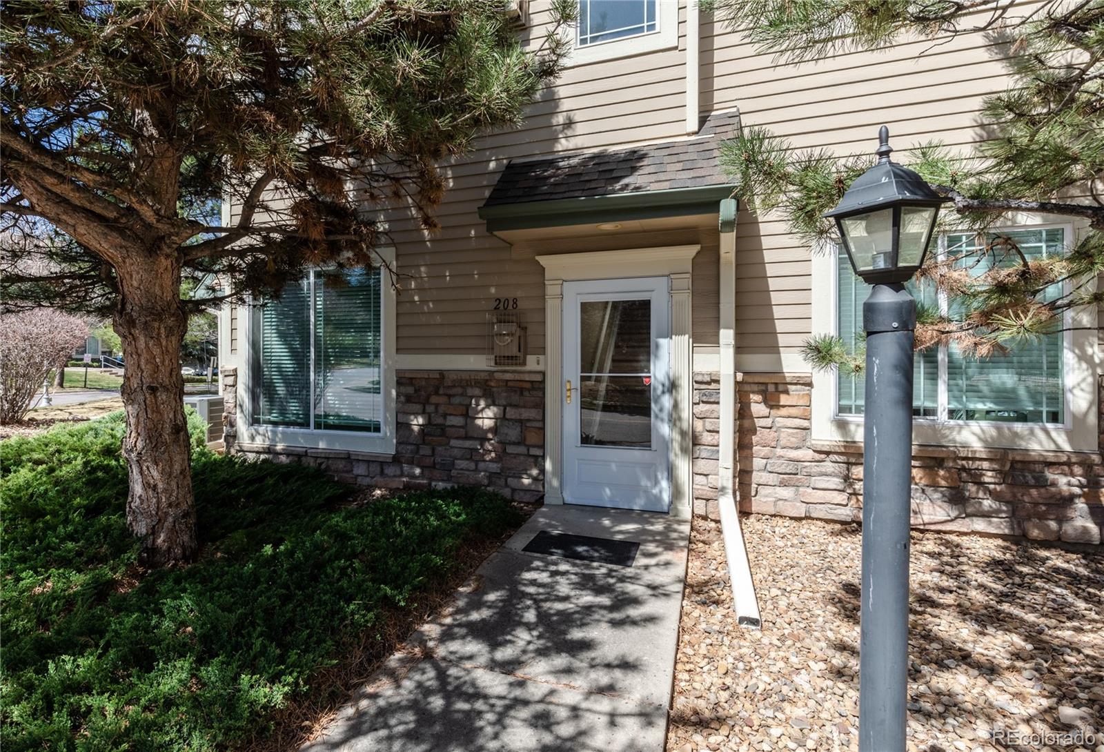8338 S Independence Circle Littleton CO 80128