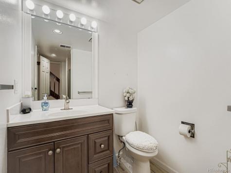 1044 S Yampa Street Aurora CO 80017