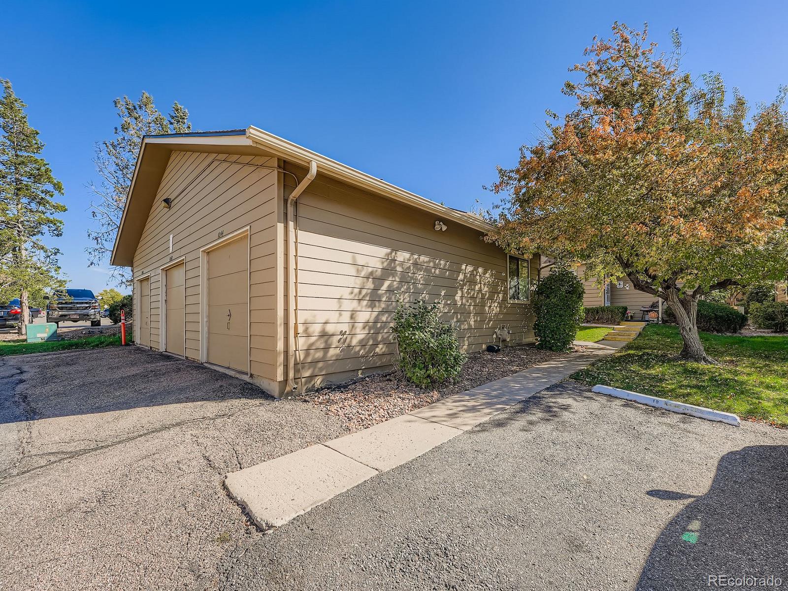 1044 S Yampa Street Aurora CO 80017