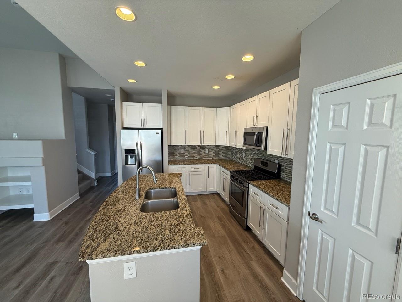 9805 W Hinsdale Place Littleton CO 80128