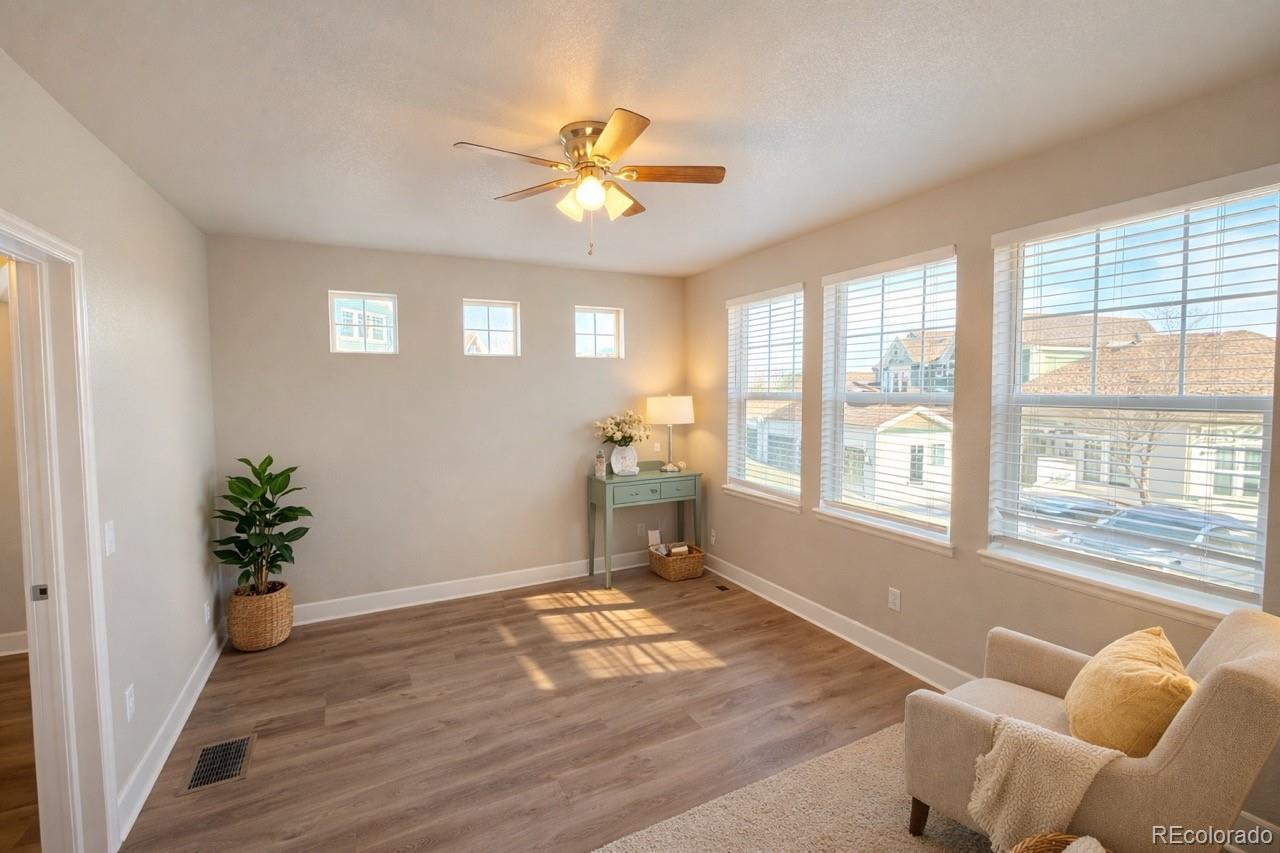 9805 W Hinsdale Place Littleton CO 80128
