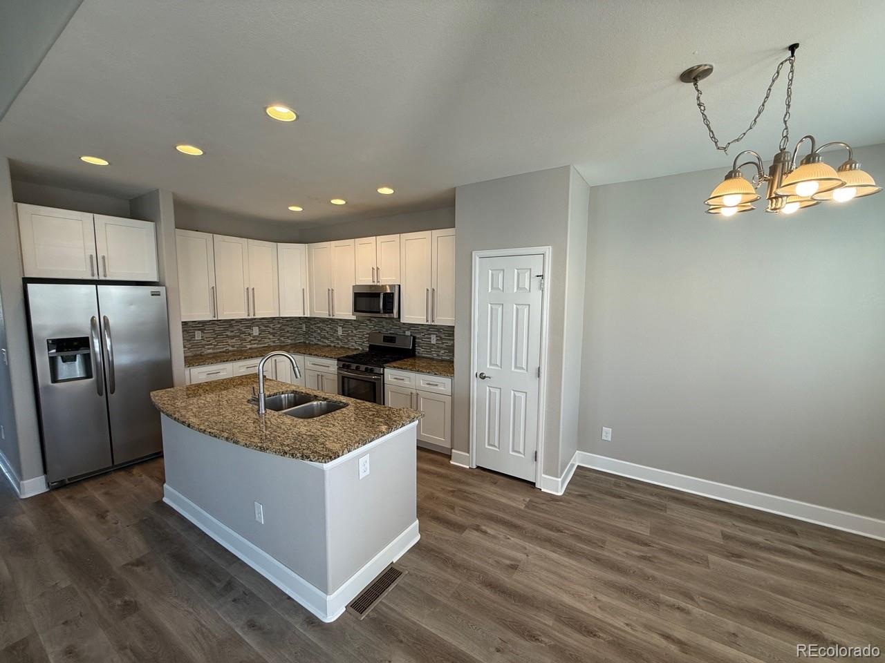 9805 W Hinsdale Place Littleton CO 80128