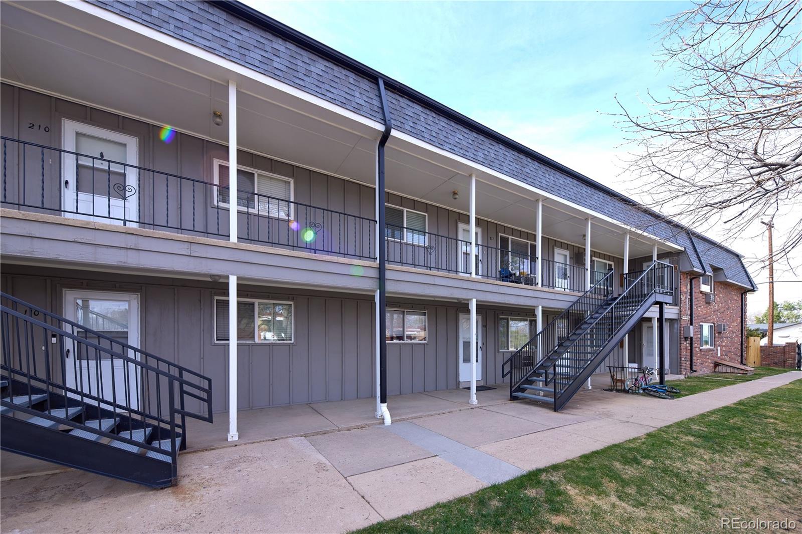 7050 W Cedar Avenue Lakewood CO 80226
