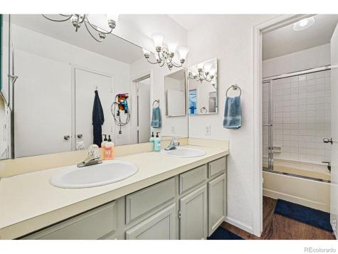 5875 W Asbury Place Lakewood CO 80227