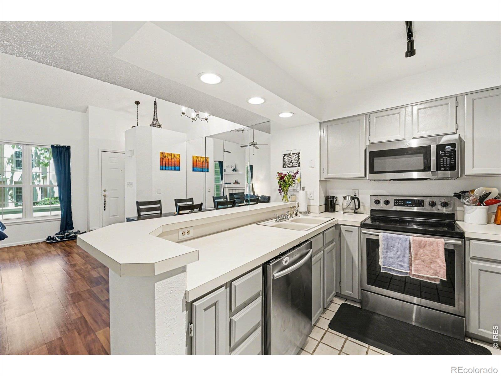 5875 W Asbury Place Lakewood CO 80227