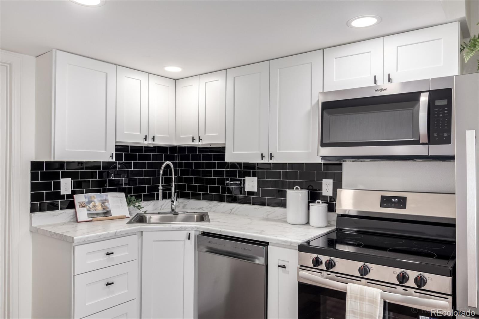 1885 S Quebec Way Denver CO 80231
