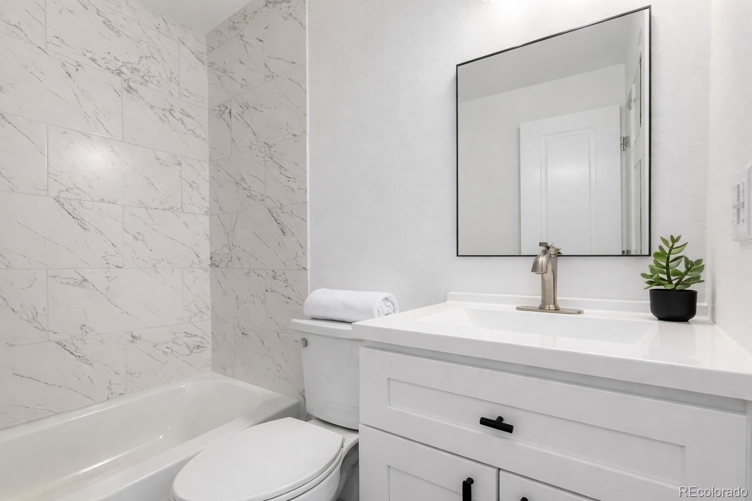 1885 S Quebec Way Denver CO 80231