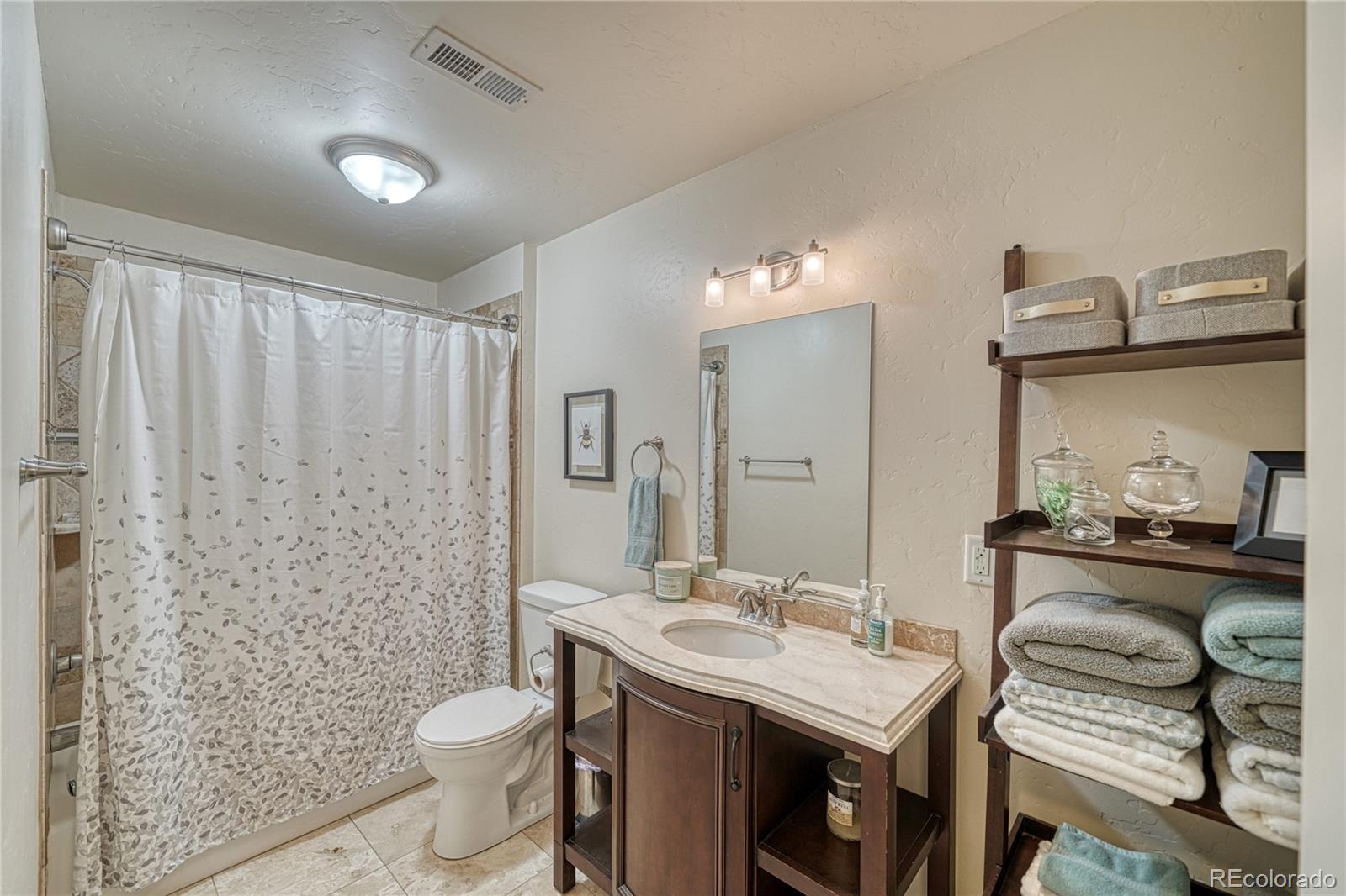 139 W 1st Street Salida CO 81201