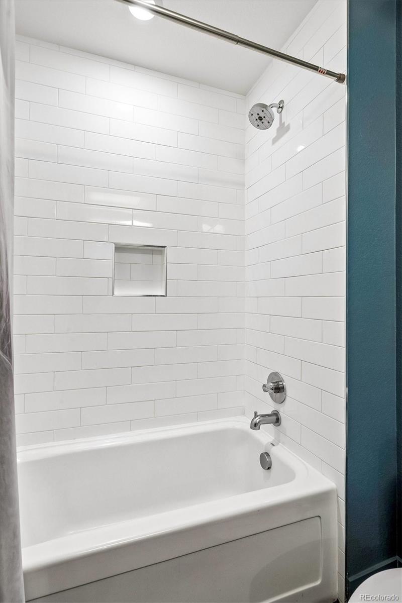 4885 S Monaco Street Denver CO 80237