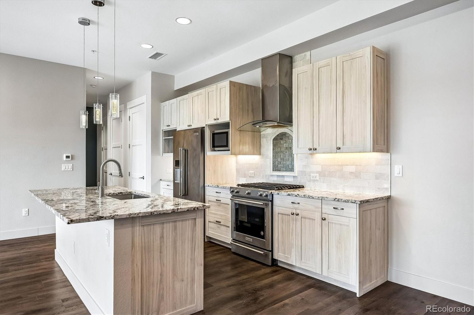 4885 S Monaco Street Denver CO 80237