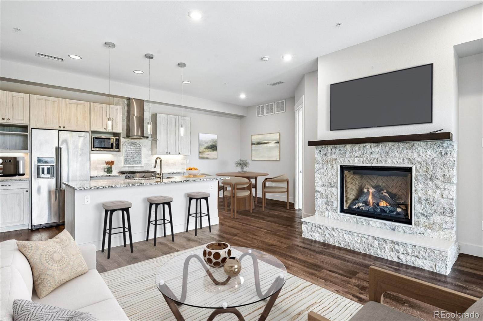 4885 S Monaco Street Denver CO 80237