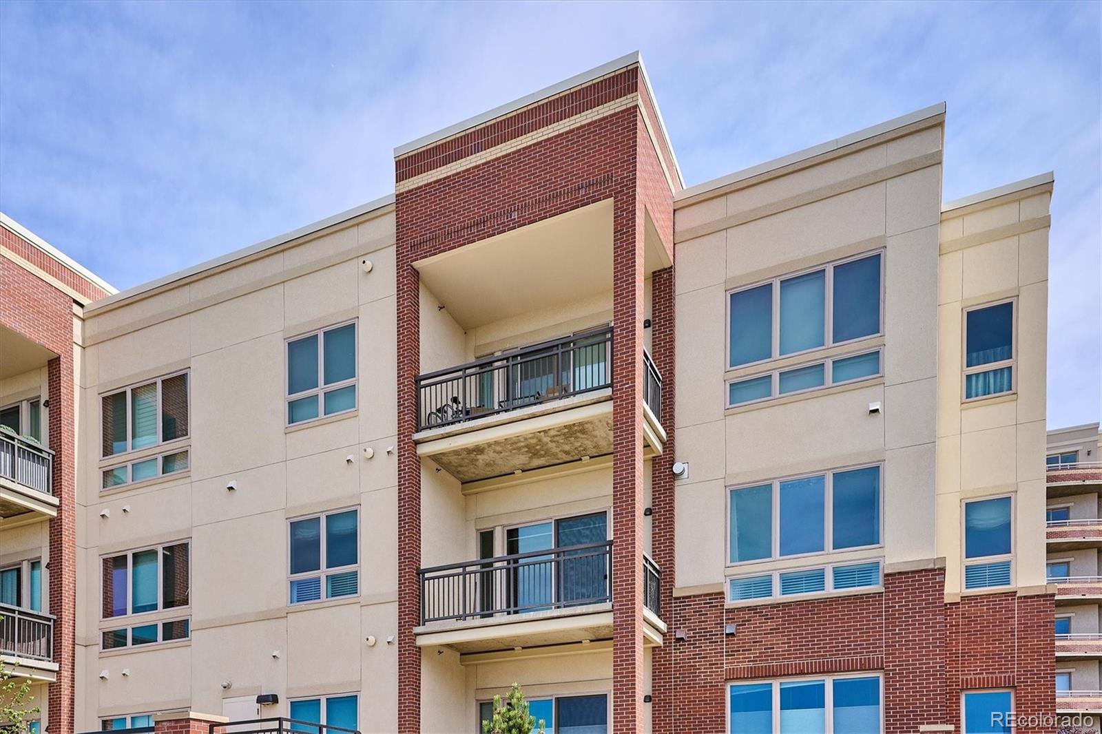 4885 S Monaco Street Denver CO 80237