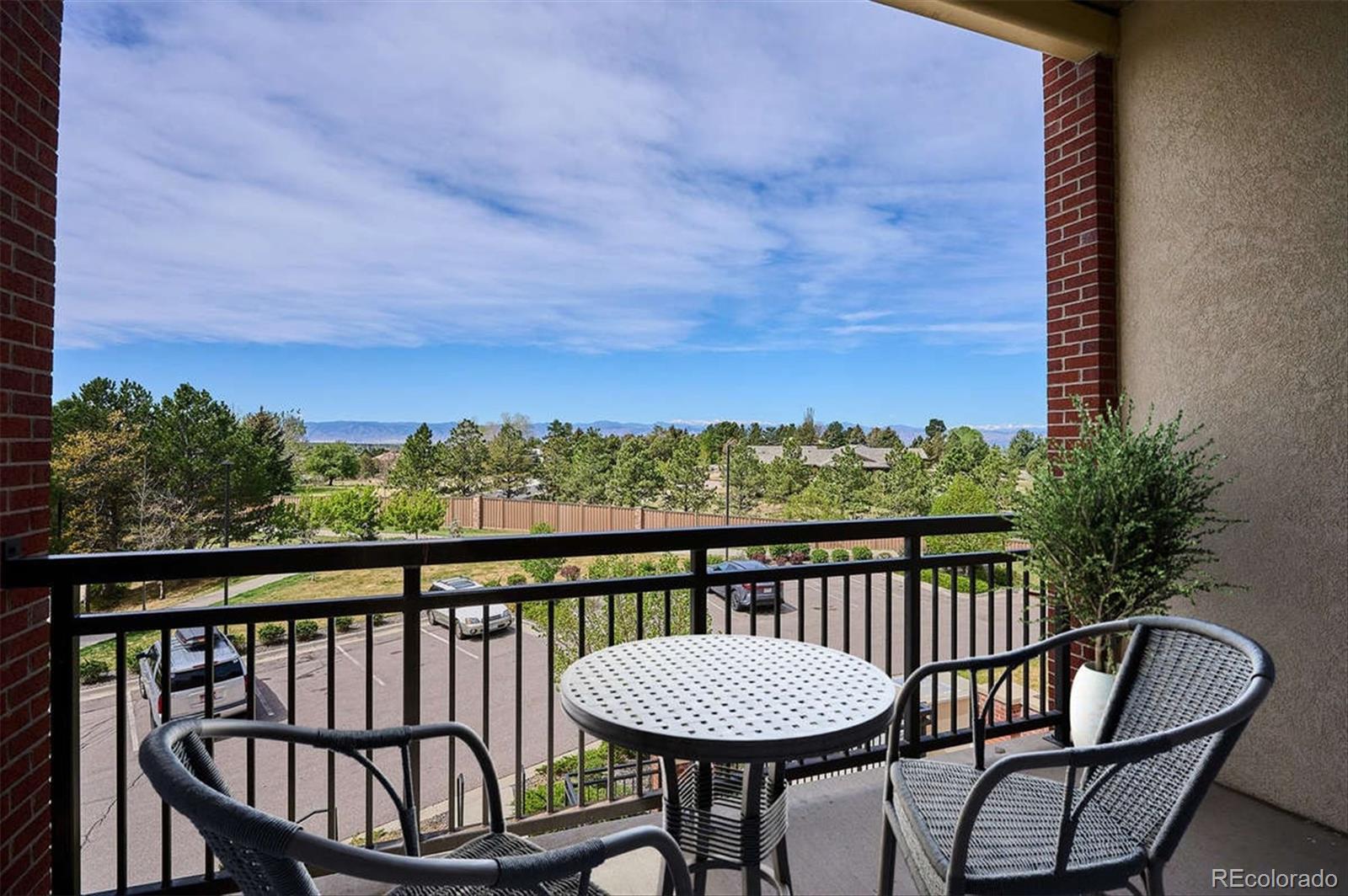 4885 S Monaco Street Denver CO 80237
