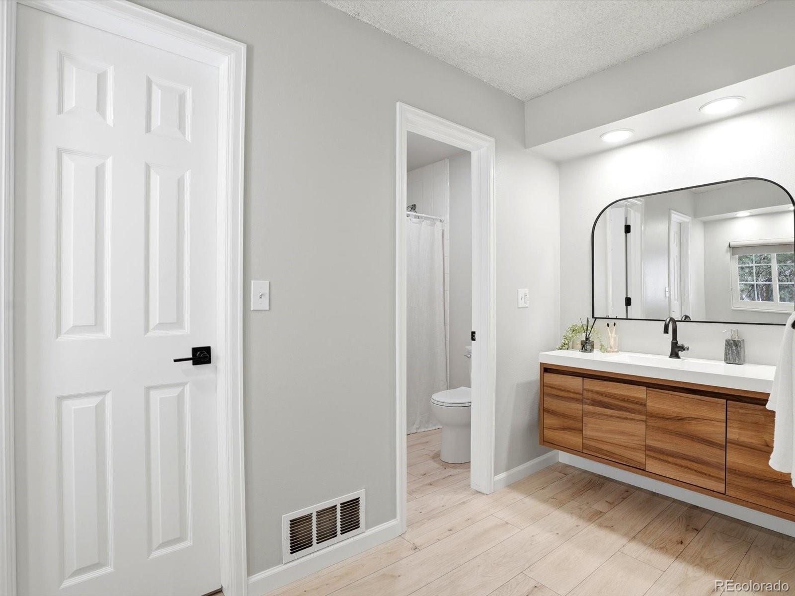 12522 E Evans Circle Aurora CO 80014