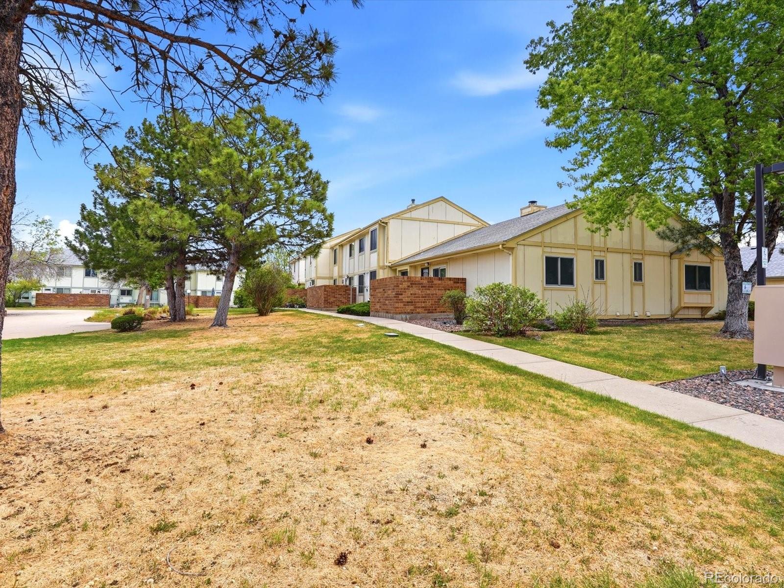 10176 Quivas Street Thornton CO 80260