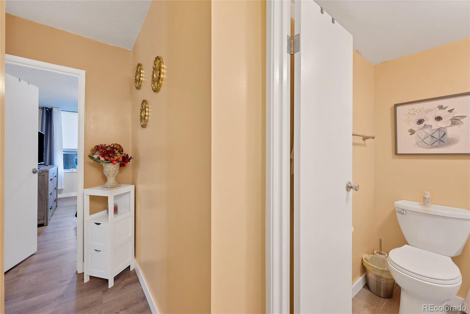2281 S Vaughn Way Aurora CO 80014