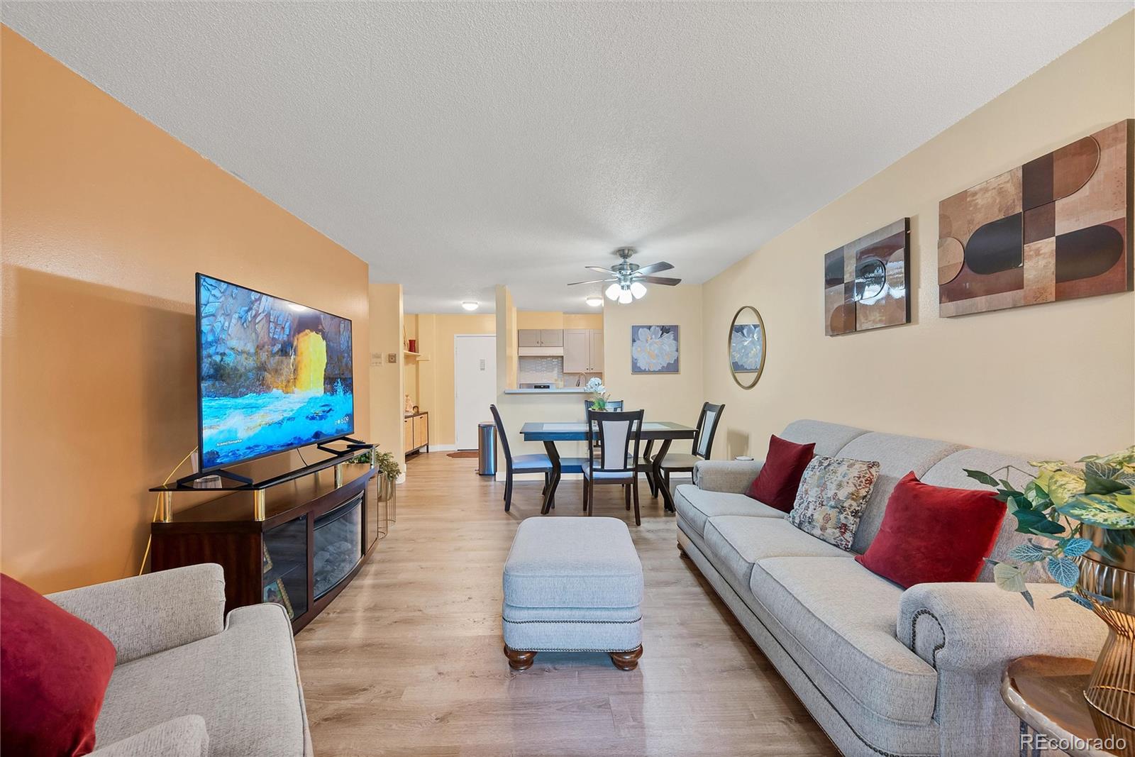 2281 S Vaughn Way Aurora CO 80014