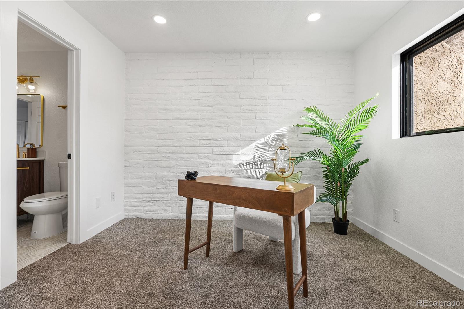1060 S Parker Road Denver CO 80231