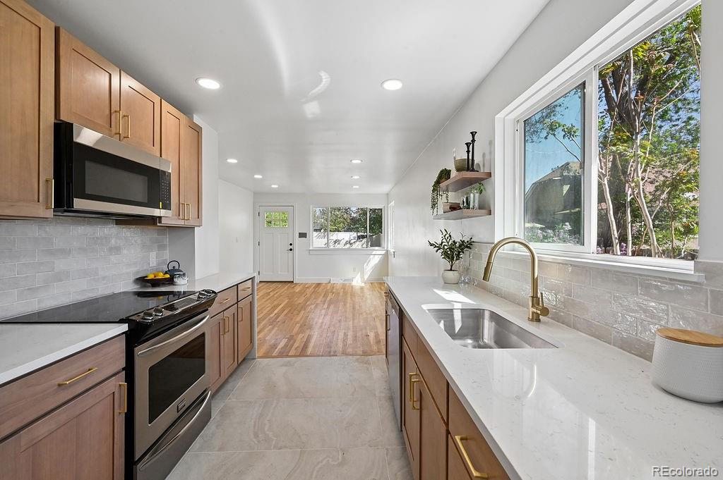 6658 W 46th Place Wheat Ridge CO 80033