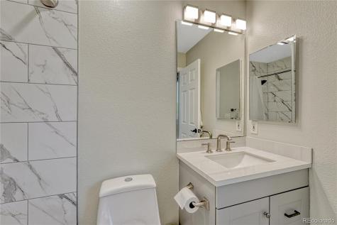5427 S Quatar Court Aurora CO 80015