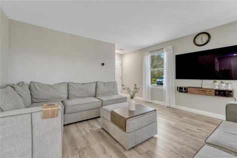 5427 S Quatar Court Aurora CO 80015
