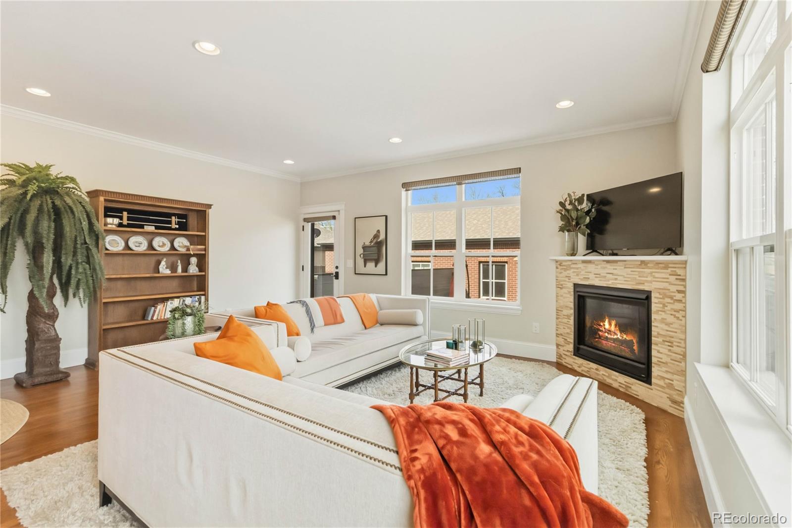 1901 S Logan Street Denver CO 80210