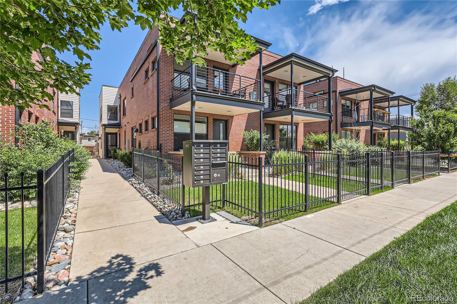 1424 Knox Court Denver CO 80204