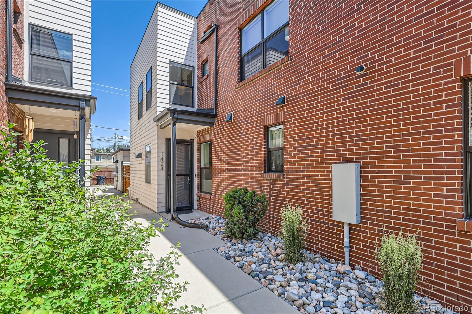 1424 Knox Court Denver CO 80204