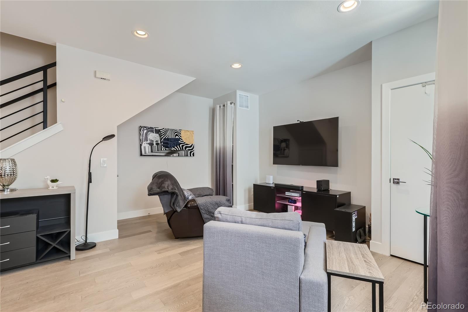 1424 Knox Court Denver CO 80204