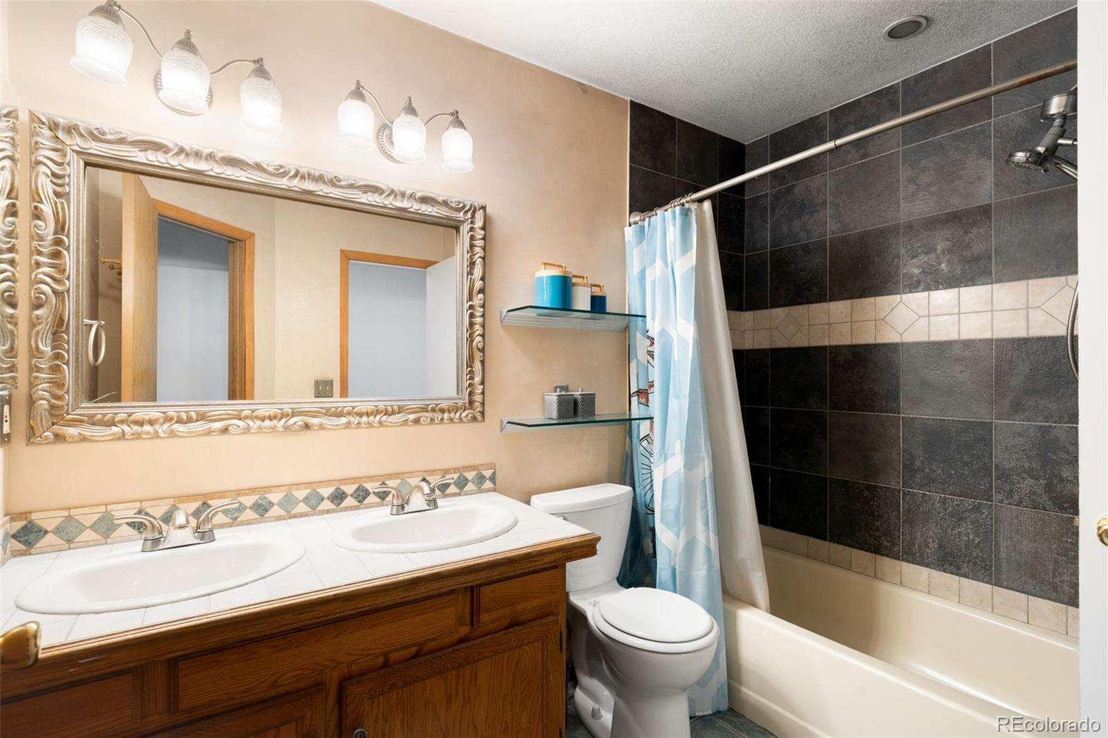 11995 E Kepner Drive Aurora CO 80012