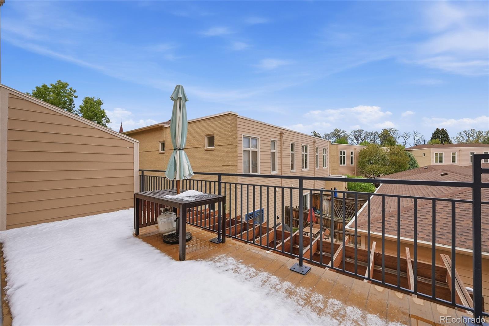 220 Roslyn Street Denver CO 80230