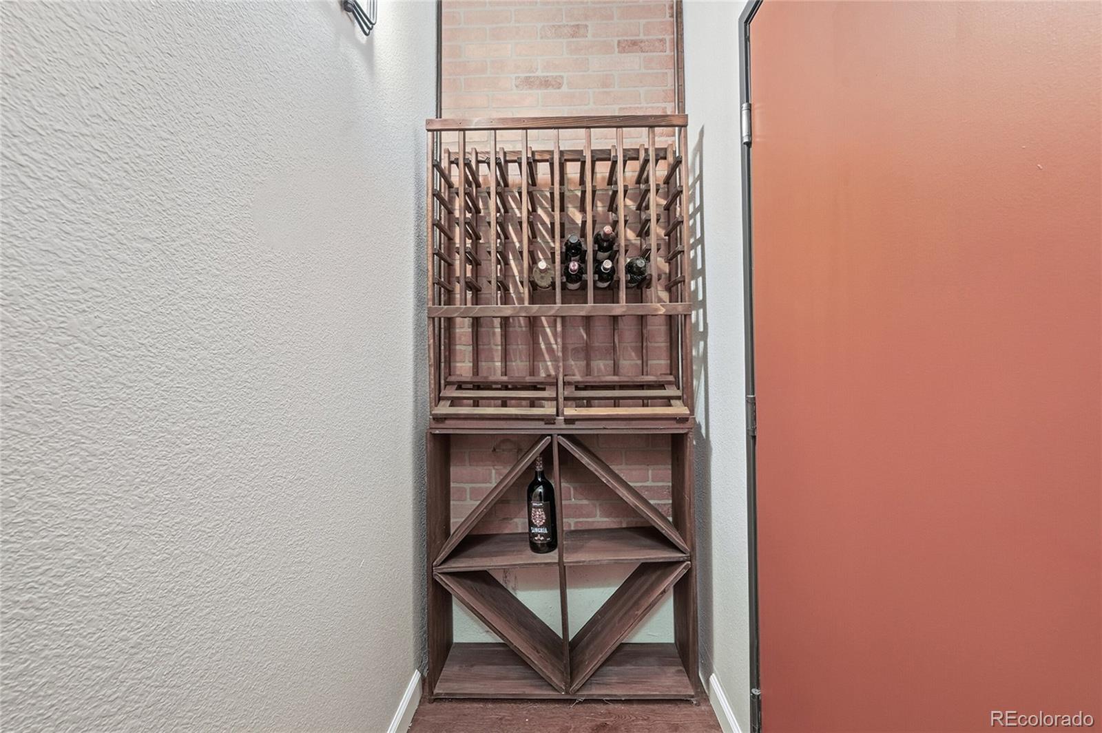 220 Roslyn Street Denver CO 80230