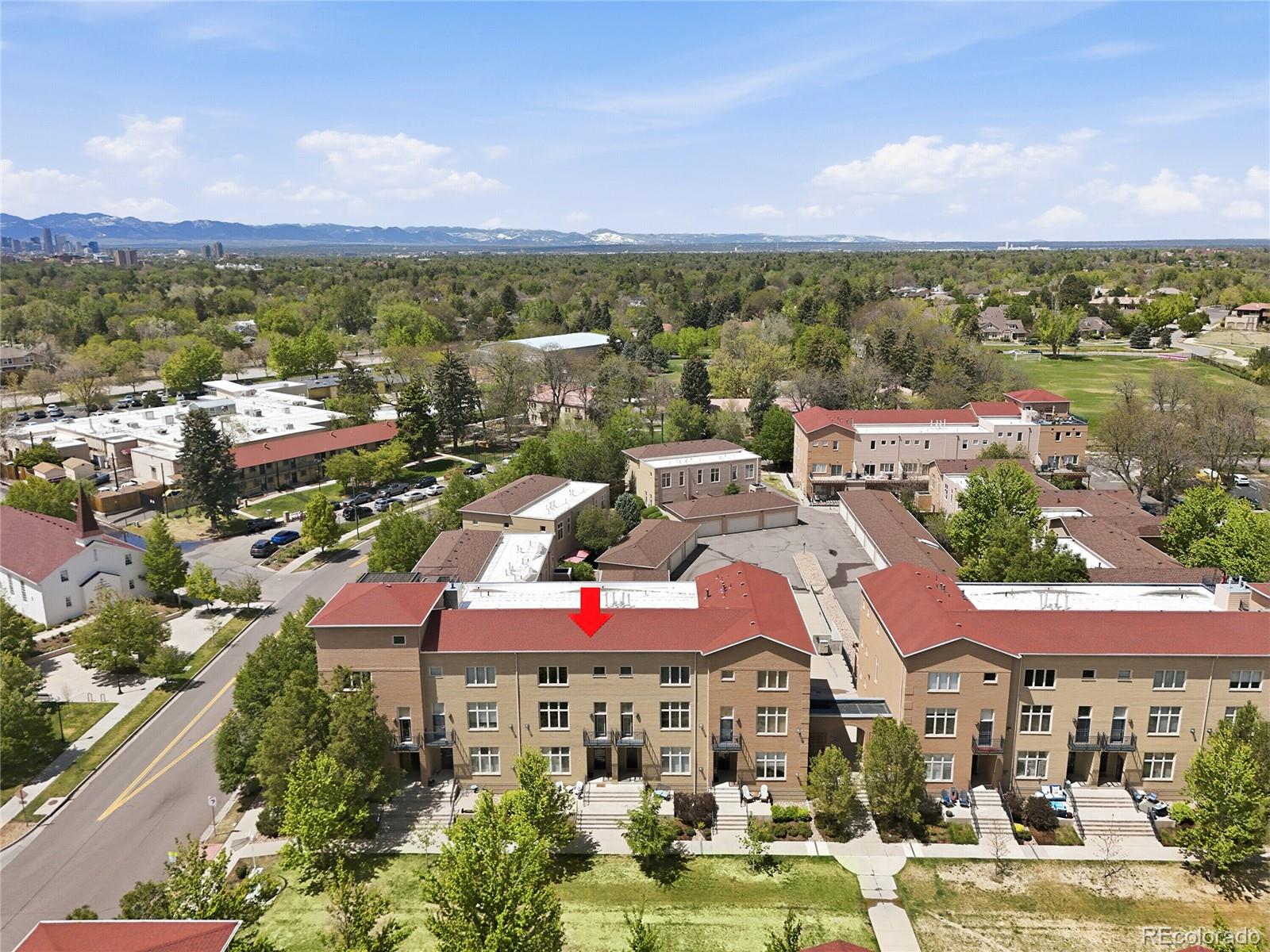 220 Roslyn Street Denver CO 80230