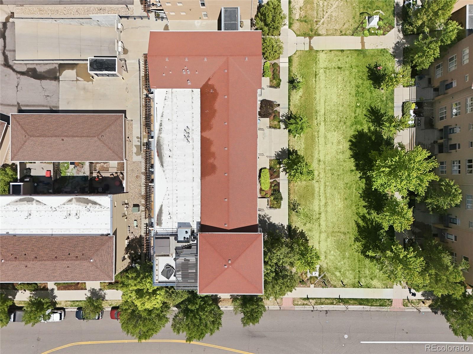 220 Roslyn Street Denver CO 80230