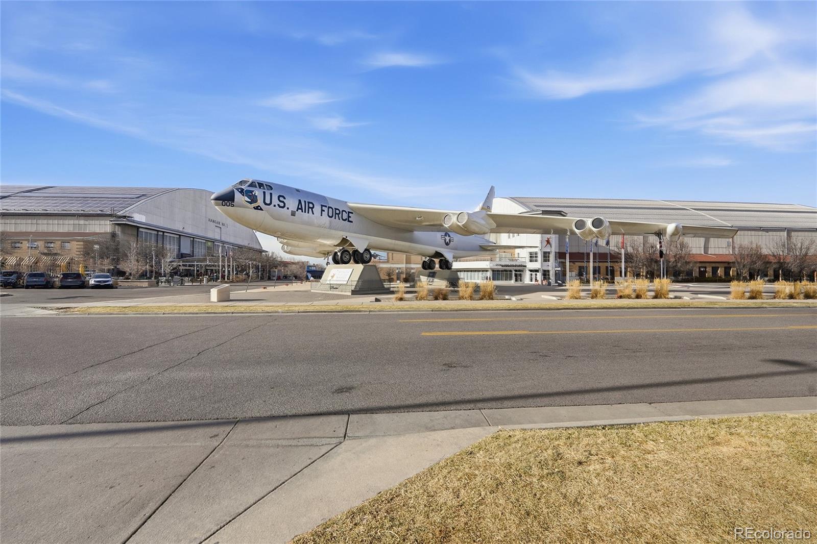 220 Roslyn Street Denver CO 80230