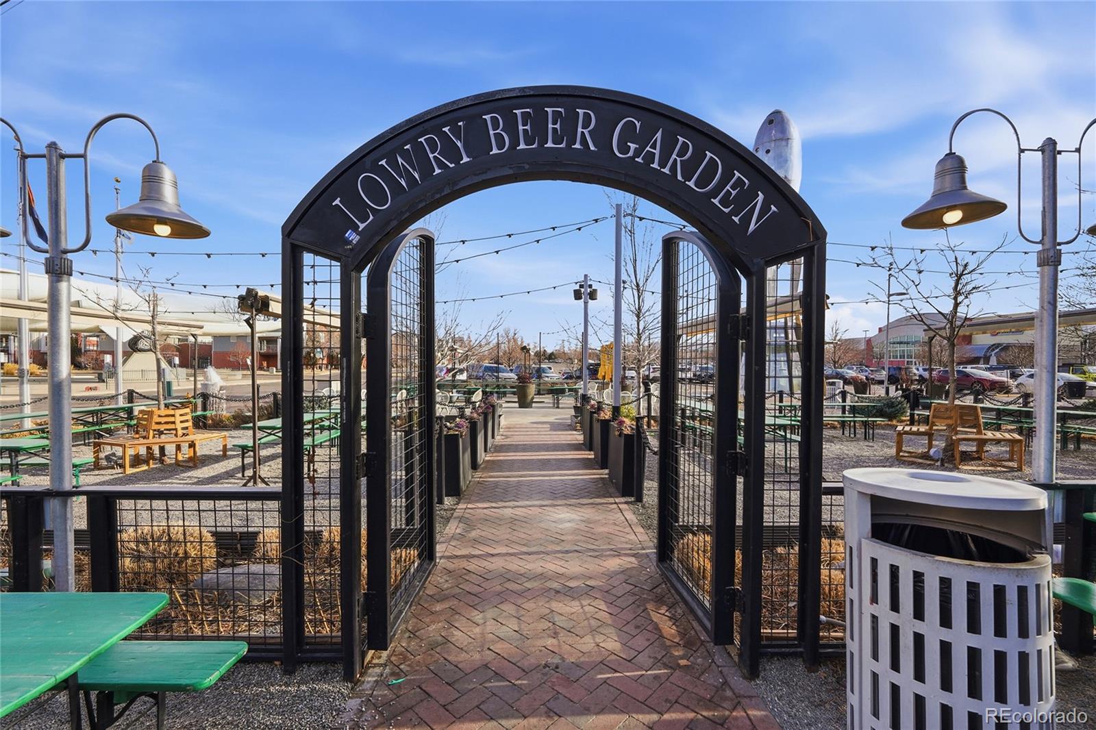 220 Roslyn Street Denver CO 80230